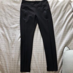 Athleta Women’s Stellar Tight